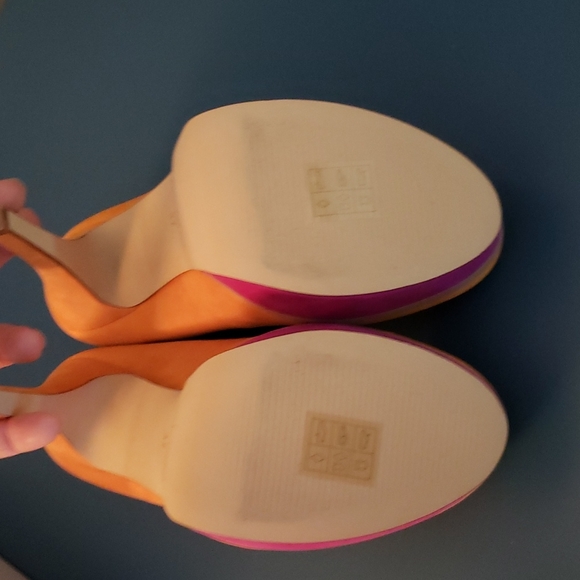 Brand new Aldo 'Antonini' platform suede pumpkin, tan and purple 5" heels - Picture 5 of 12